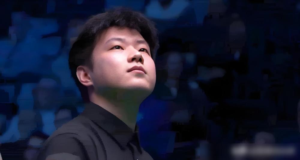 赵心童虎头蛇尾2-4不敌奥康纳。
江俊力挽狂澜“四连鞭”逆转吉尔伯特 12月1