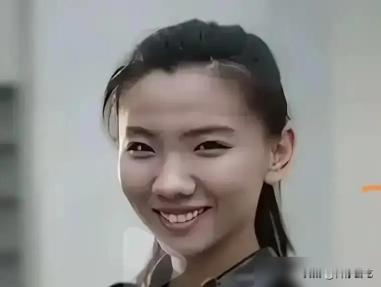 把同情心当流量密码的人，怎么还没栽？
最近有人说邢睿假扮流浪女炒热度，结果栽了