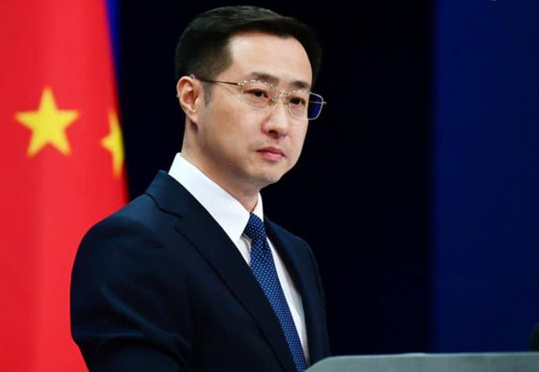 围台军演第二天，转变已出现，日记者追问“实弹落点”，中方回应。扼喉时刻，台独分子