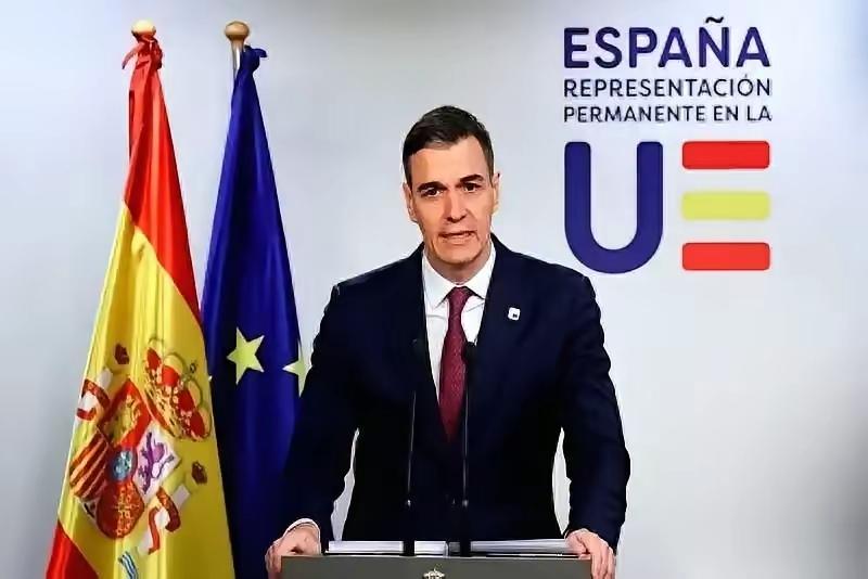 大是大非面前西班牙立场坚定，越战越勇，即便面对大棒的威胁和利益的诱惑，依然做那个