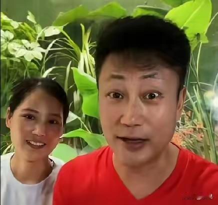 耿为华
贺丽丽
夫妻照