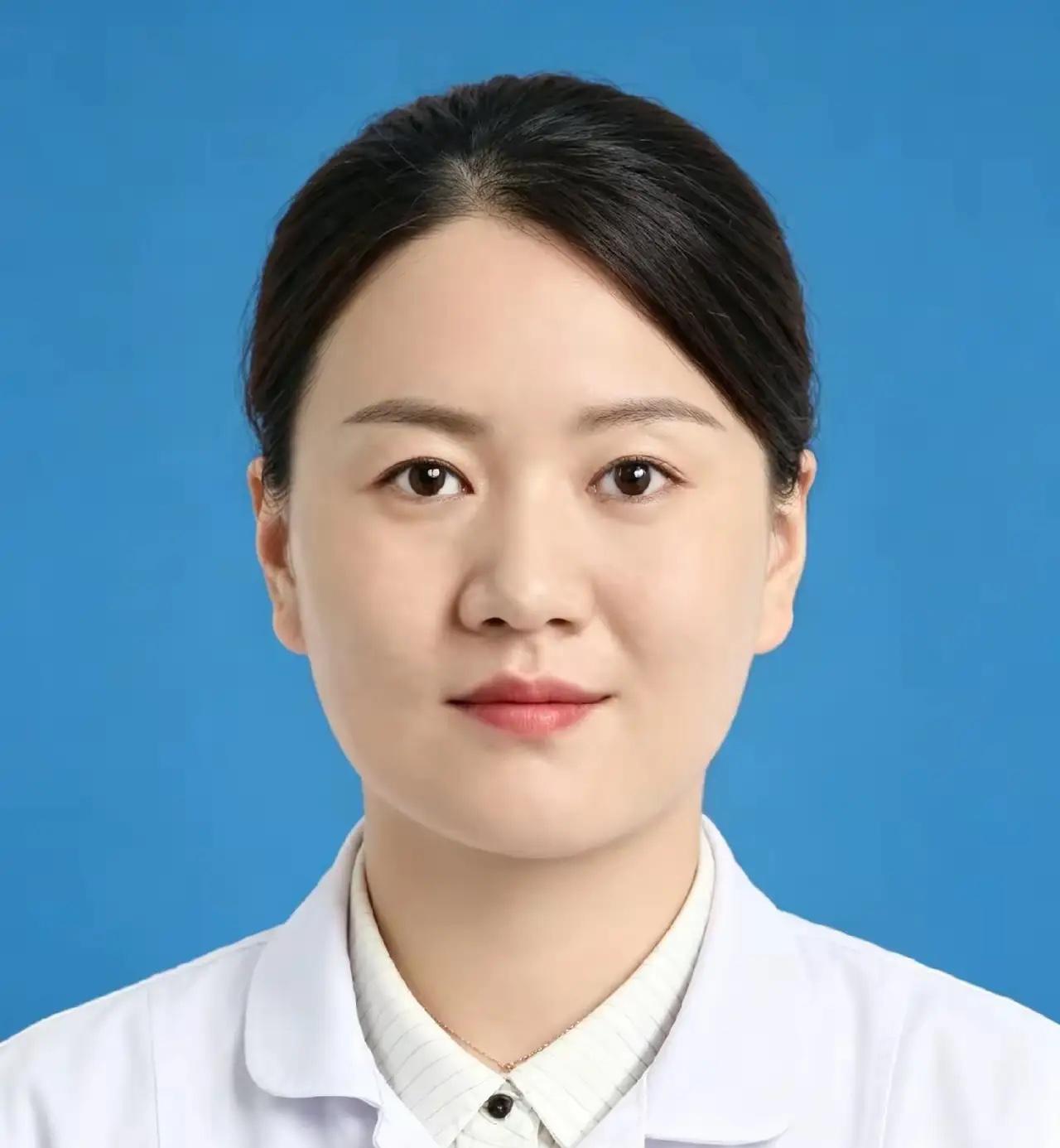 负重托举全家与夕阳，河南姑娘十年坚守获评中国好人

让人敬佩！38岁河南女子丧夫