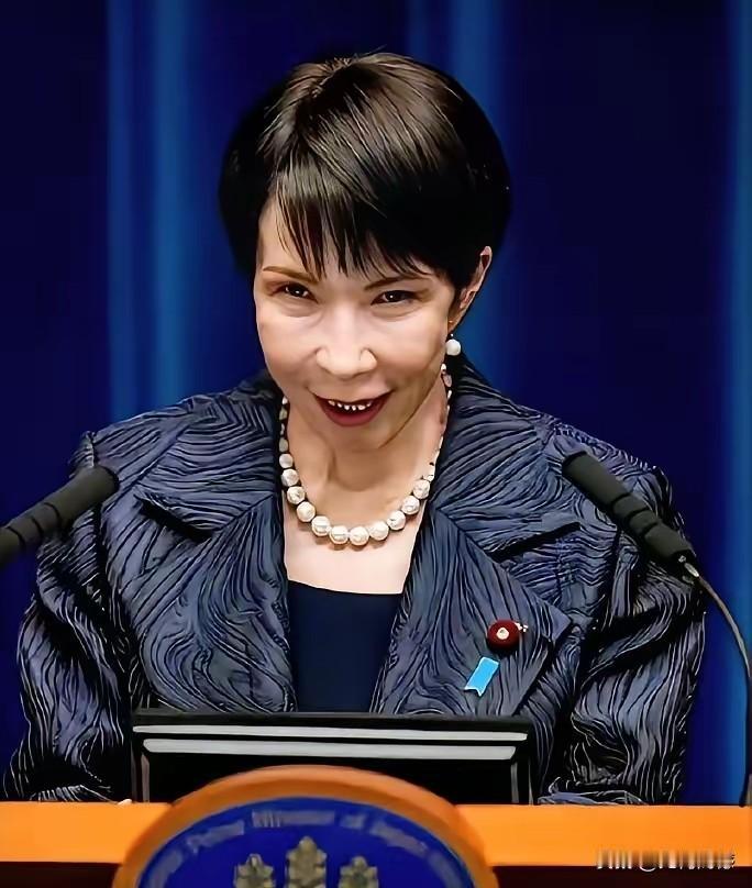 高市也沉不住气了，亲自下场抗议了，她这是瞎子点灯白费蜡，啥事都不顶，只不过是做个