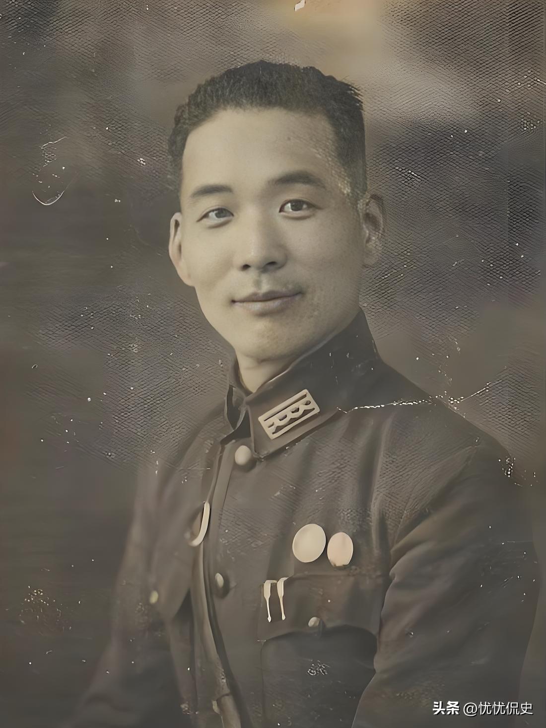 1930年，胡琏到11师当营长后，娶了上司曾伯熹的妹妹曾广瑜。后来，曾广瑜的堂妹