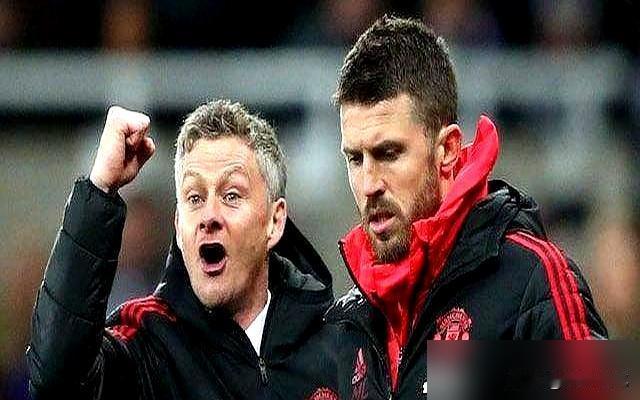 为了一个“内鬼”，曼联到底赔了多少钱？
这么跟你说吧，单是给穆帅的那笔赔偿金，