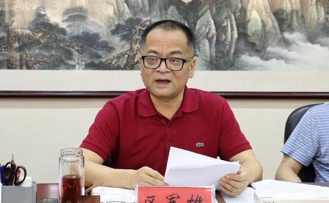 果不其然，柳州市原副市长区军雄真出事了。据广西纪委监委消息，对柳州市人大常委会原