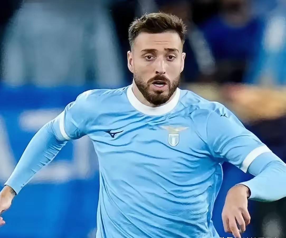 大换血！国际米兰夏窗后防线换血是必然的，阿切尔比、德弗赖和达米安因合同到期且年龄