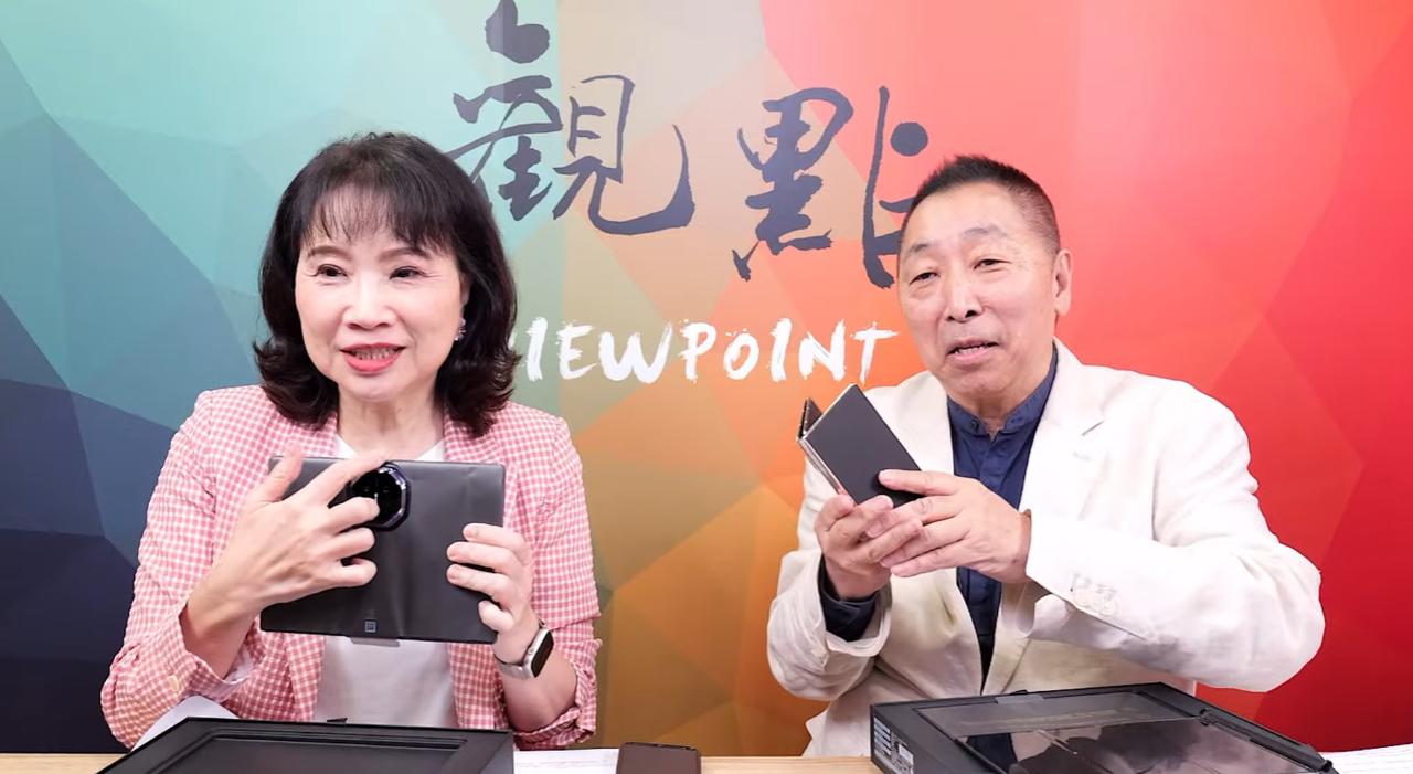 唐湘龙：台湾地区其实没有统独的问题，只有如何统的问题。如果是和平统一，那么就是“