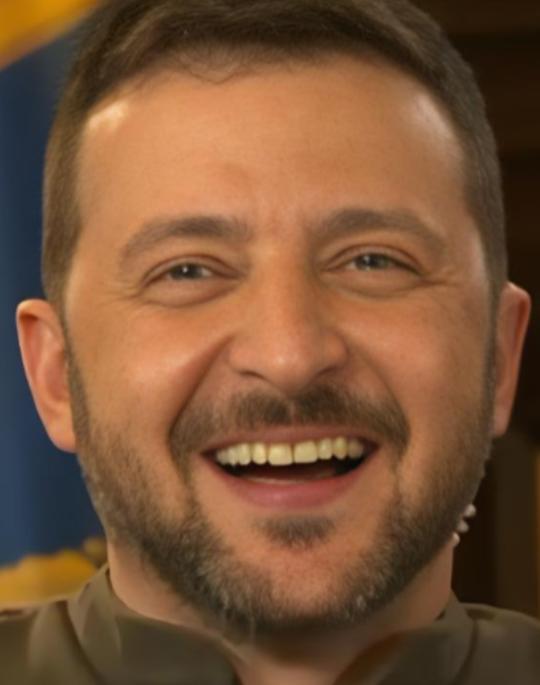 美国看懂了，俄罗斯也看懂了，俄乌冲突之所以不结束，最大的障碍其实就是泽连斯基，此