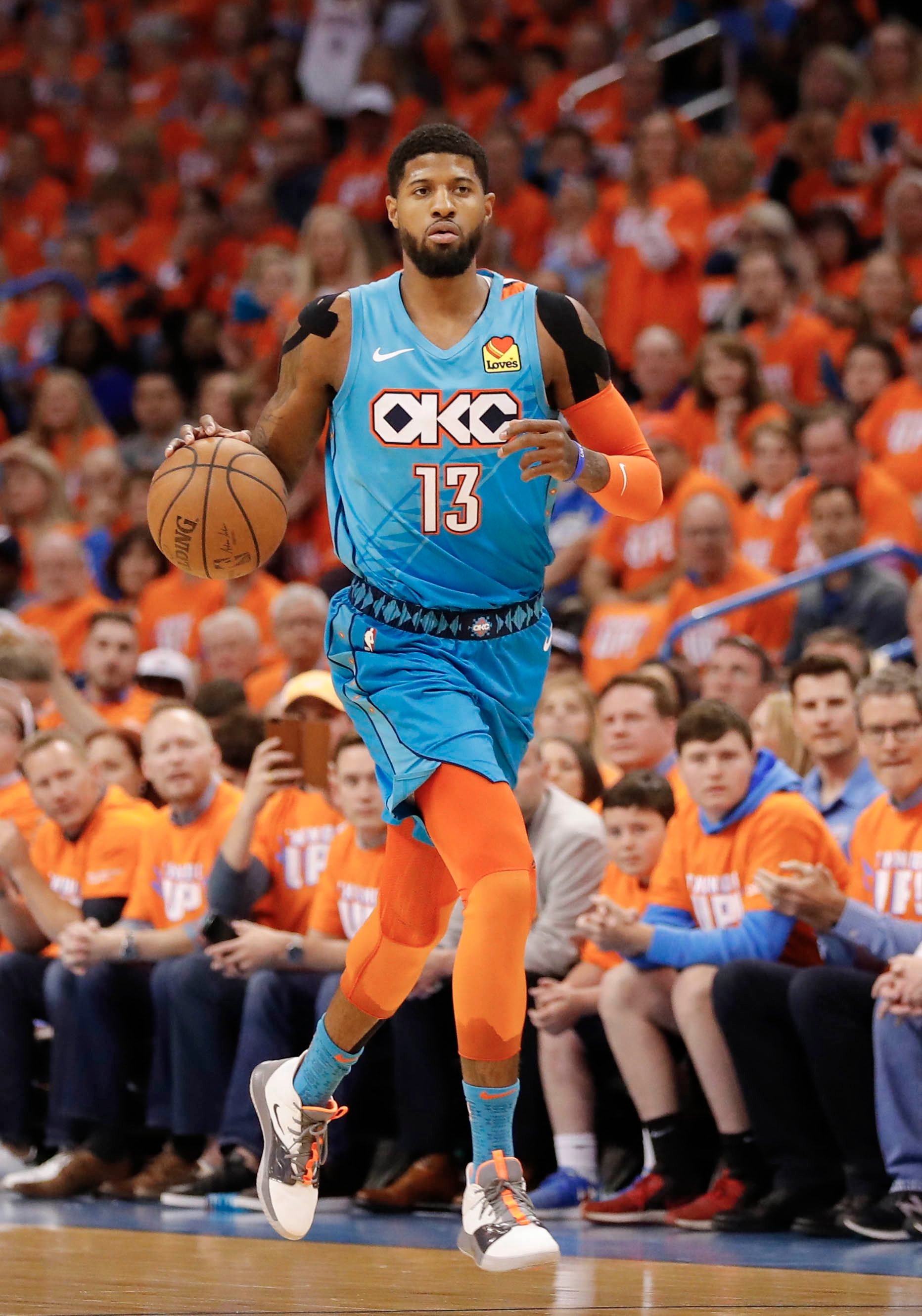 那些杀不死你的，终将使你更强大。晚安,保罗乔治