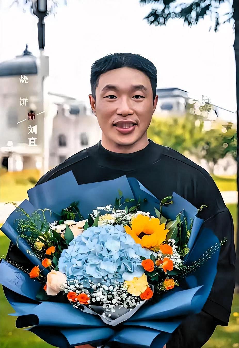 烧饼被拉去演悍匪，导演一句话绝了：我看中的就是他没学过表演。

最近这部剧选角太