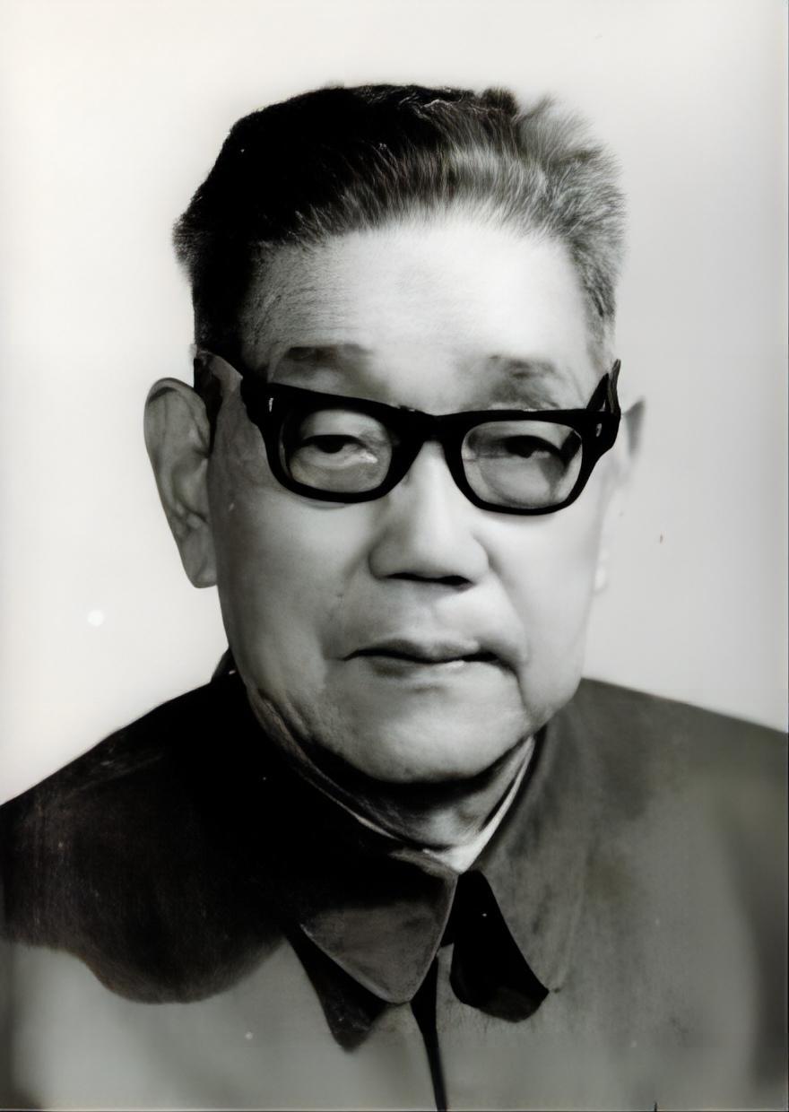 孙陶林（1911—2001），原名孙传文，江苏铜山人，老一辈革命家、教育家，北大