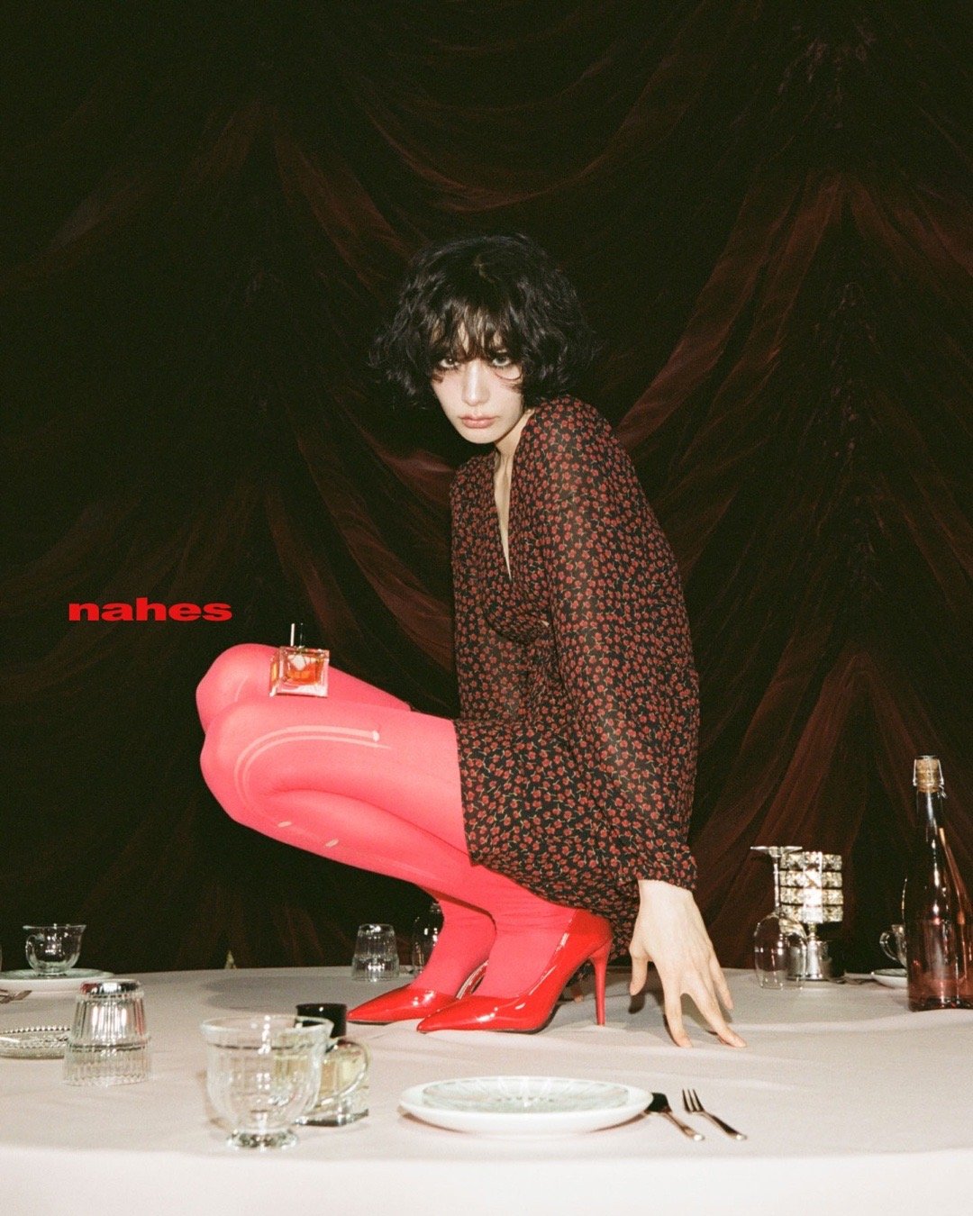 林珍娜 x nahes危险诱人的芬芳，性感不艳俗一组优秀的视觉传达❤️ 