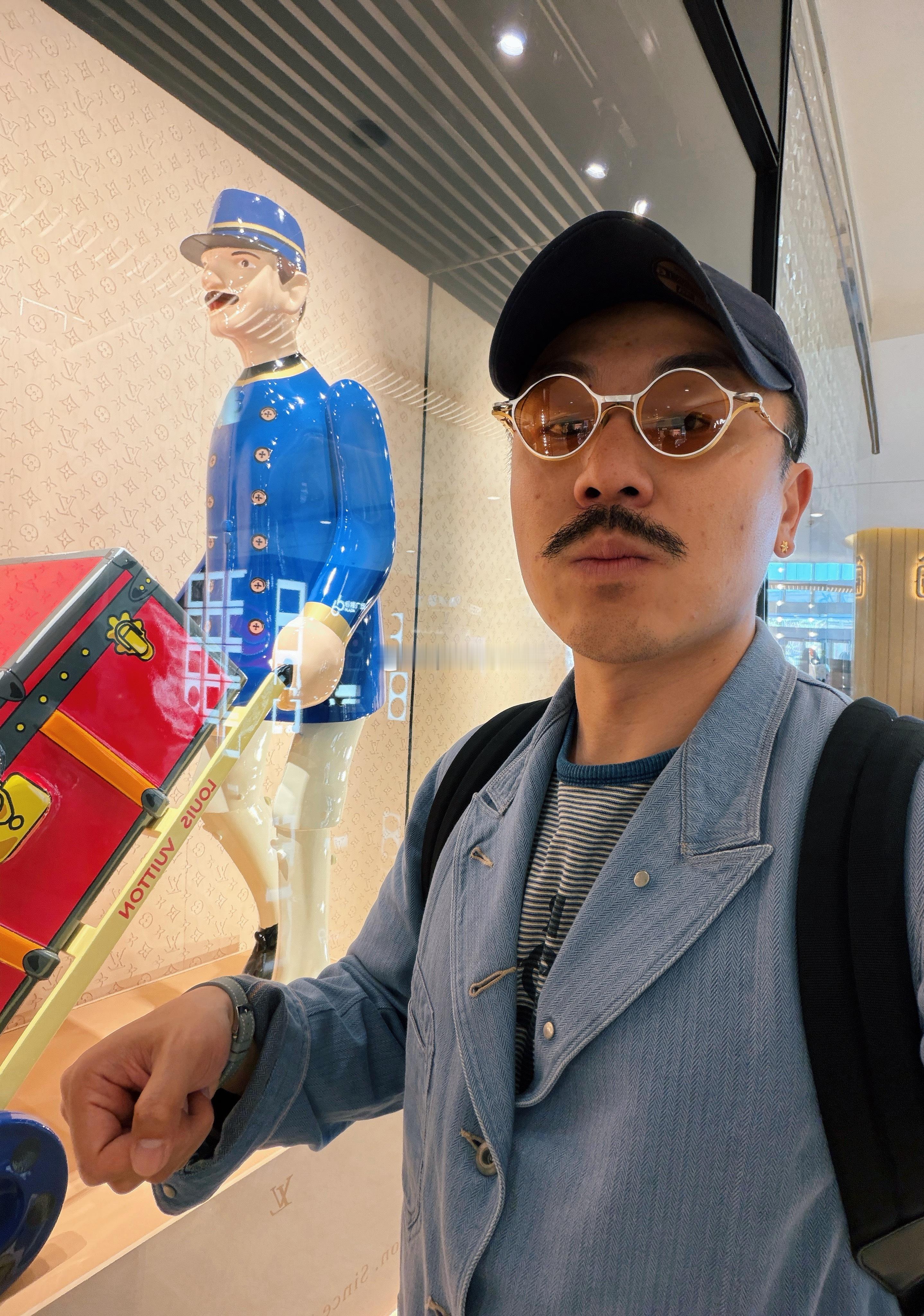 露个脸儿，大家周末愉快✌️梦想家ALI