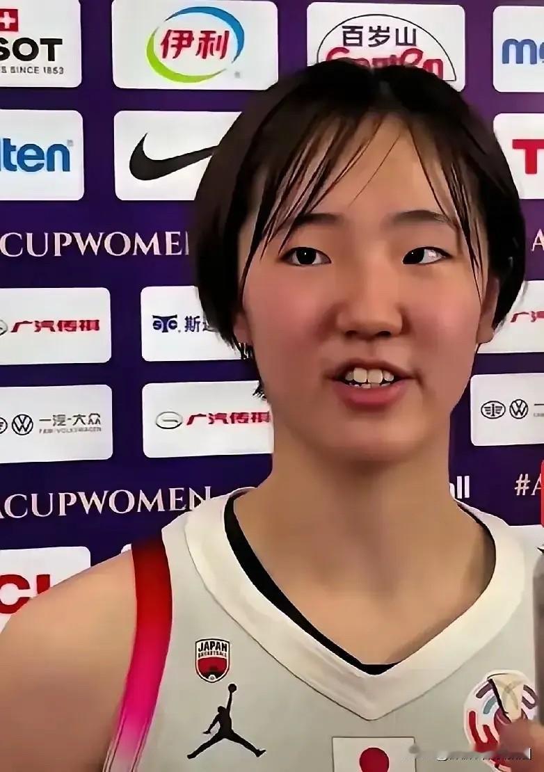 关于日本女篮田中心，这几点确实让人看不懂：

身高只有 172 厘米，在中国只能
