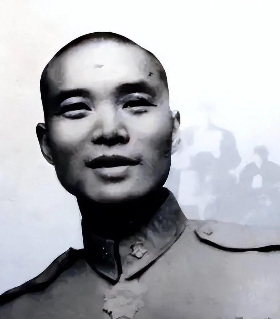 1962年，军统大特务沈醉分配到政协，月薪100元，抬头一看新领导，竟是当年被他