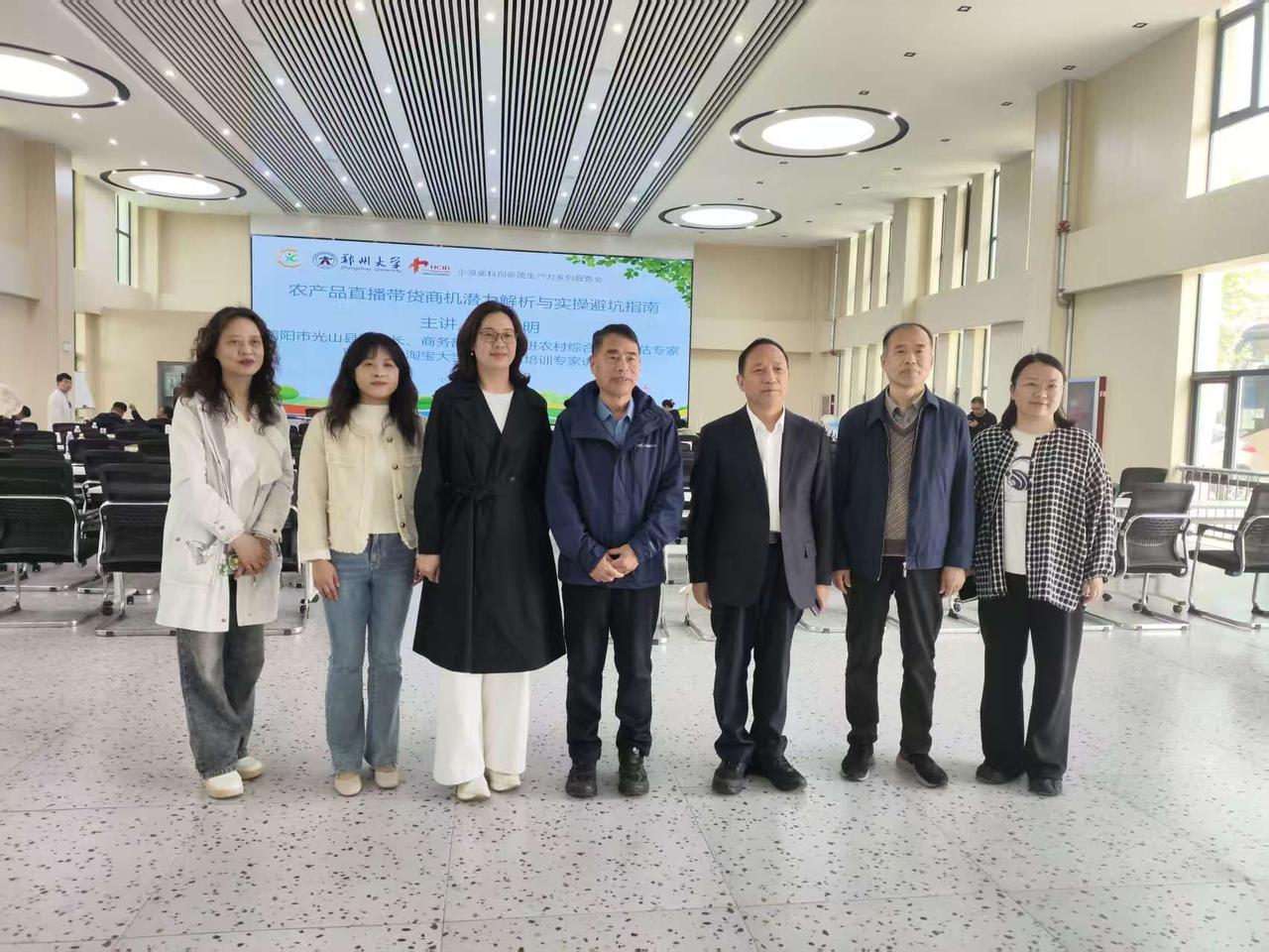 发现一股社会热潮，是啥呢？你知道吗？
    这就是，立即找工作的少，想学习技术