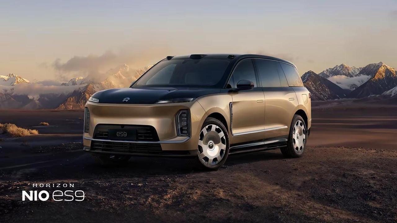 百万旗舰SUV“最严厉的父亲”蔚来ES9。蔚来ES9 他，来了！ES9，中国最大