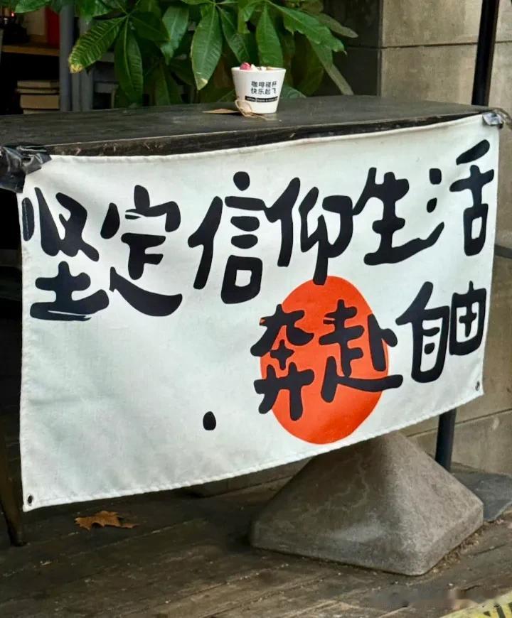 👺为什么很多女生喜欢“渣男”

古代有本小说叫做《金瓶梅》，其中评价"西门大官