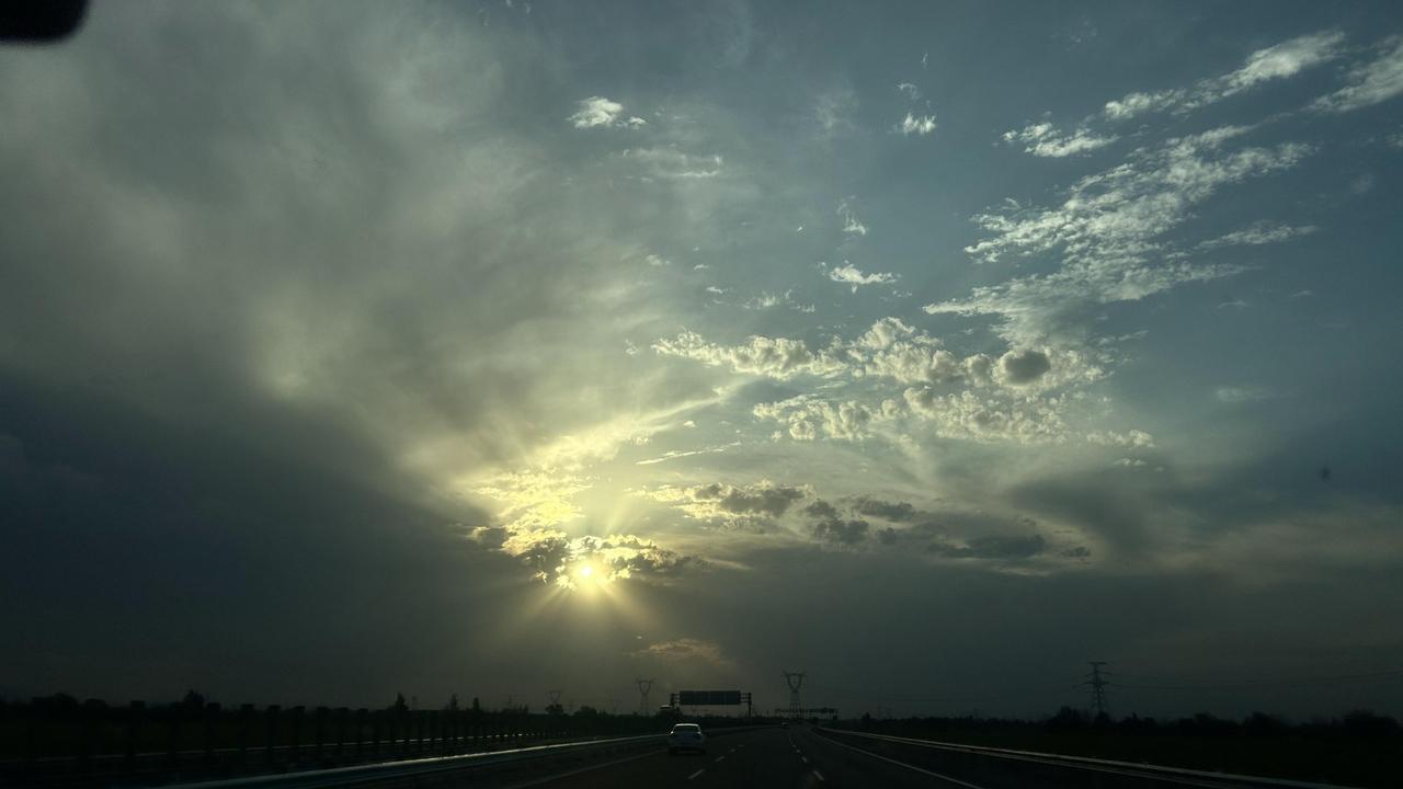 中青年心源性猝死风险自查清单及急救要点
一、高风险人群自查清单
满足3项及以上，