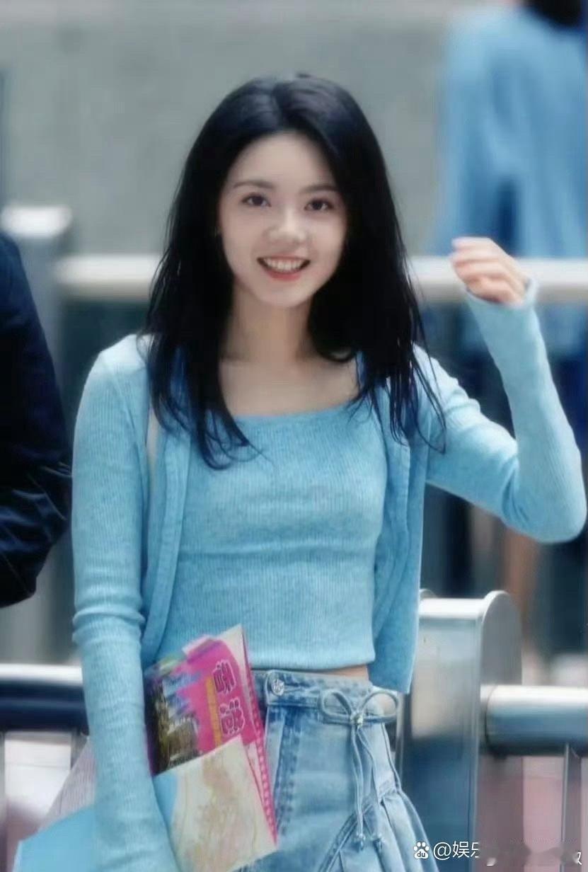 赵今麦是谈恋爱了吗？突然变好看了？变成明艳美少女了！ 