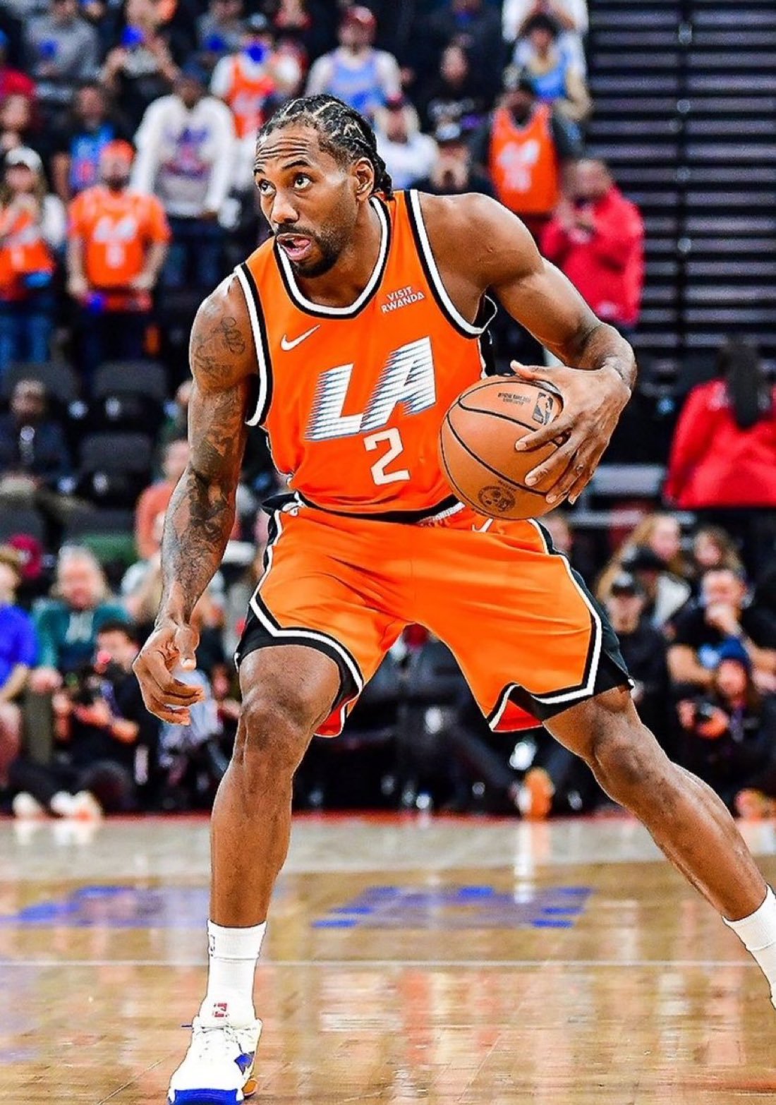 一个6-21开局的球队打到赛季末胜率超了50%交易走两个重要球员也没崩说实话最近