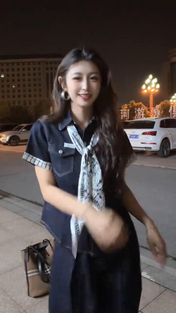 人间山河。