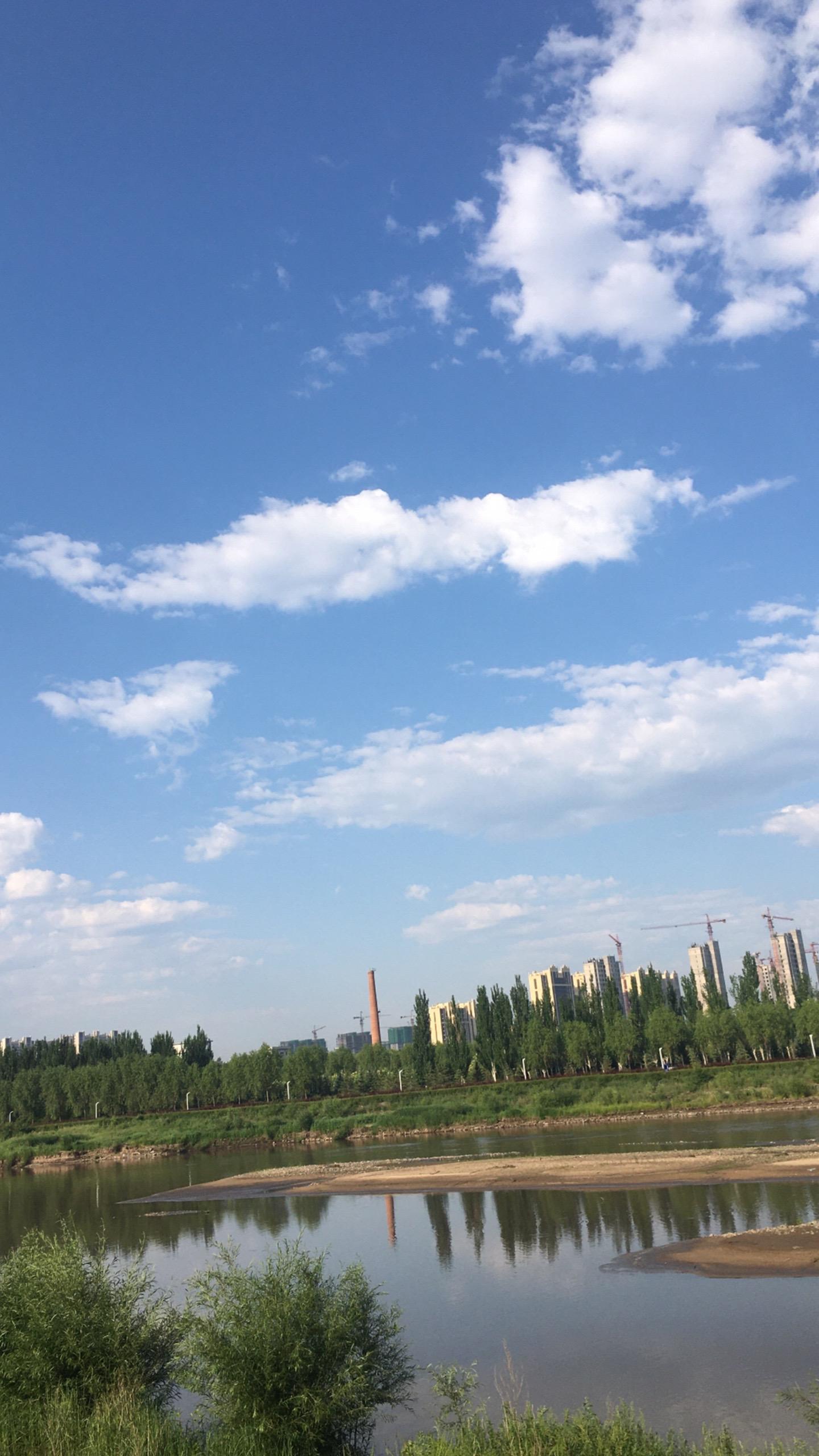 今天的天空特别美