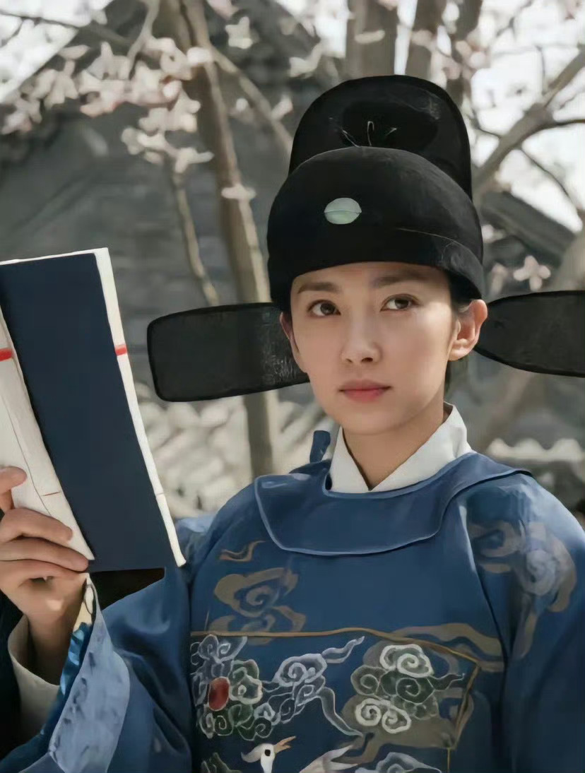 莲花李冰冰莲花塑 ​​​