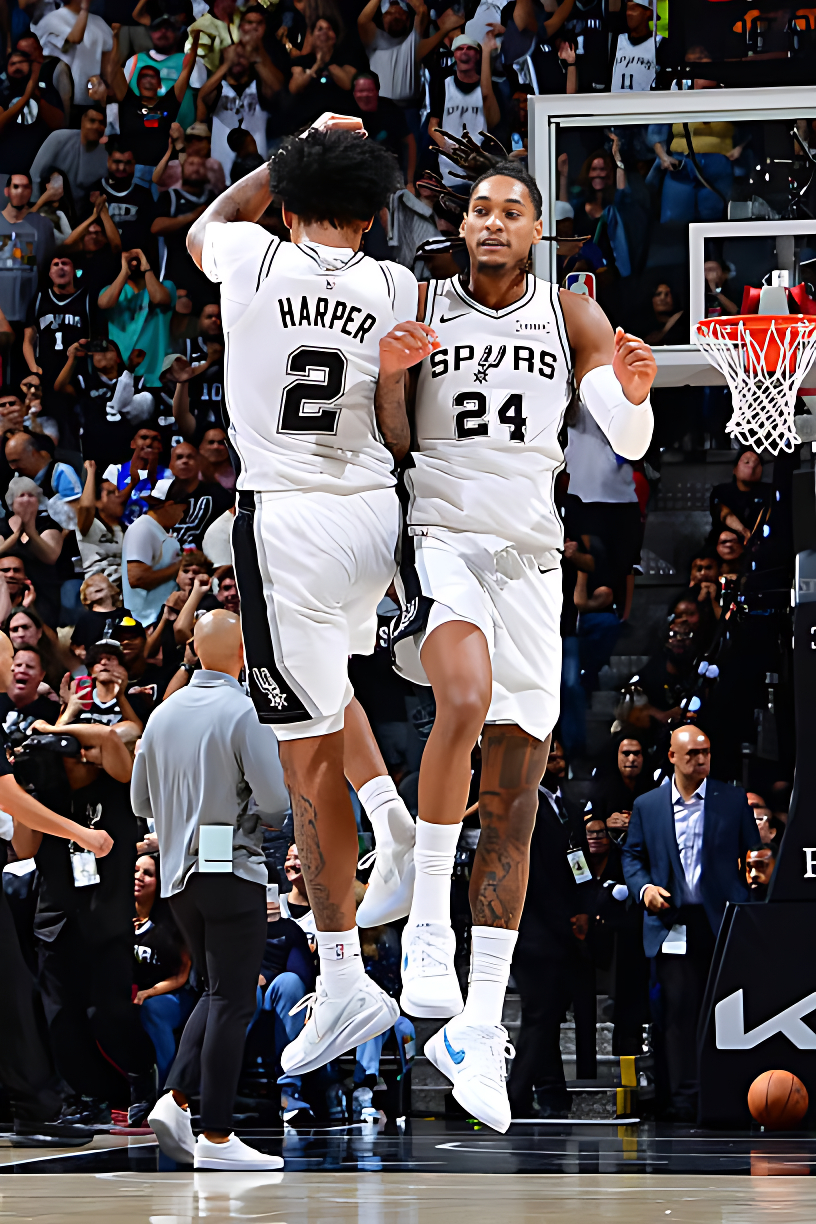 晚安马刺 最漂亮的第一名，是胜过昨天的自己。恭喜你，今天又做到了。晚安刺蜜[月亮