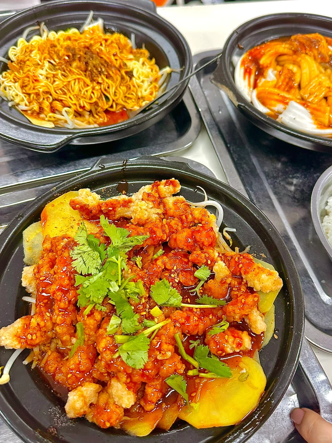 谁知道呼市哪里还有好吃的馋嘴砂锅饭！！！