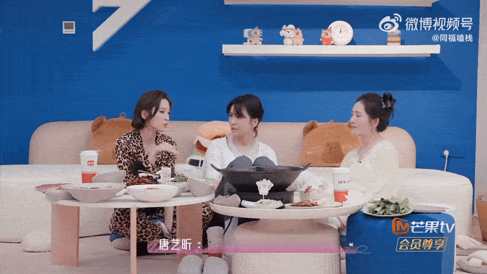 李小冉唐艺昕孙怡一起洗澡 谁能想到，李小冉、唐艺昕、孙怡还有这样一段有趣的经历。