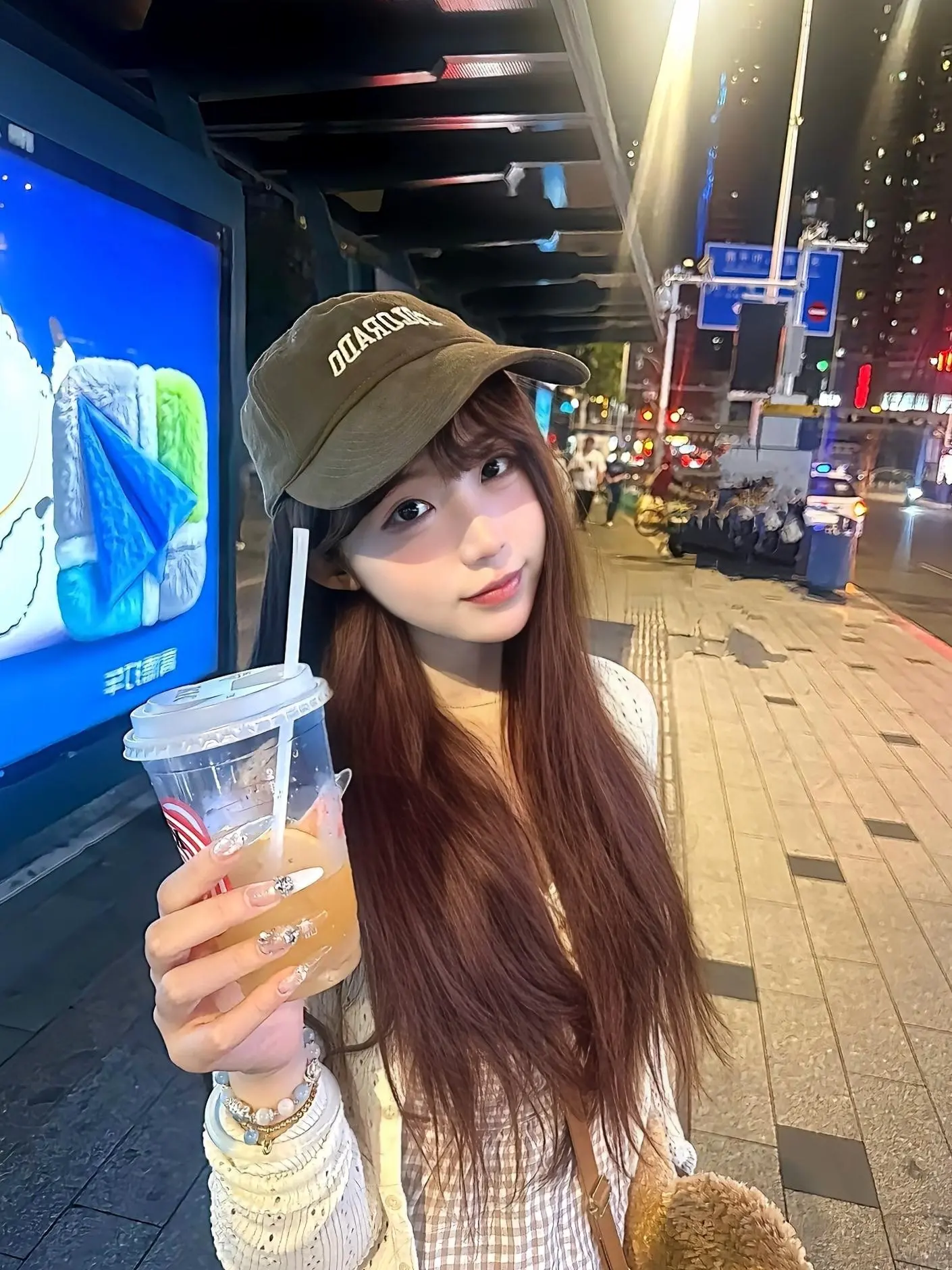 你的推荐无人在意 你的隐喻也没人破译