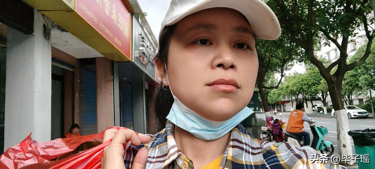 38岁得了宫颈癌，做完子宫和卵巢双切除，又做了同步的放化疗，康复两年了，二婚老公