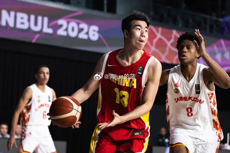 恭喜U17国青获得世青赛首胜！喀麦隆球员虽然有很强的动静态天赋很好，但技术太过粗