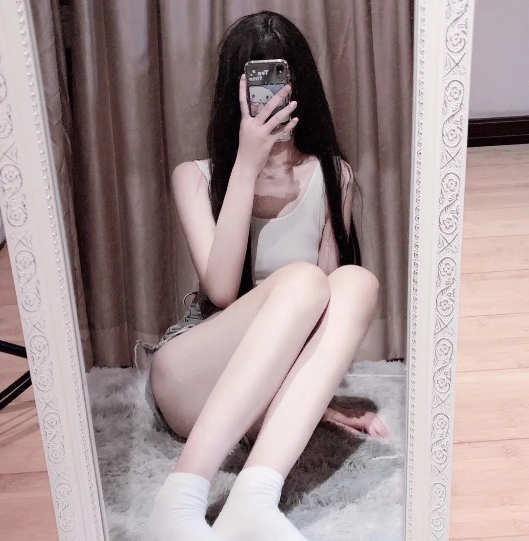 那么心疼的看着我 我会哭的