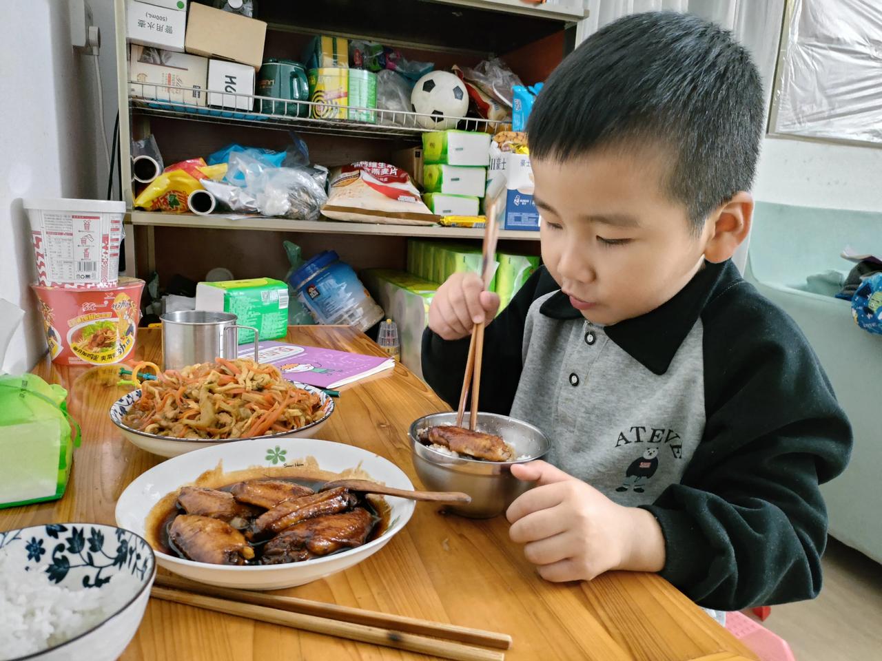 没更新的日子我们都在好好生活哦   谢谢大家的关心   2024年见[比心]