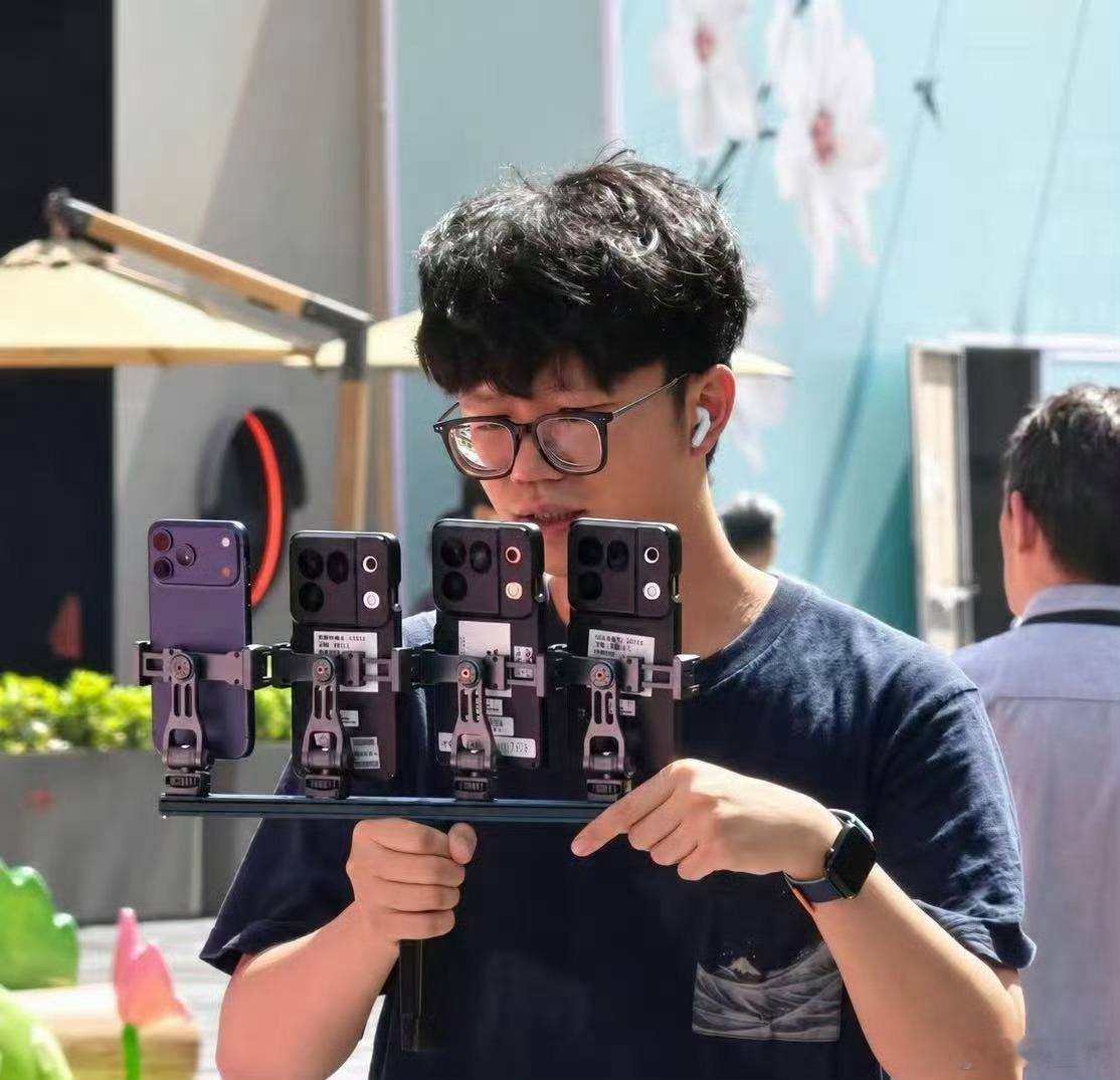 下一代旗舰应该9月或10月就要和我们见面了，总觉得今年啥也没干呢，又有新手机了（