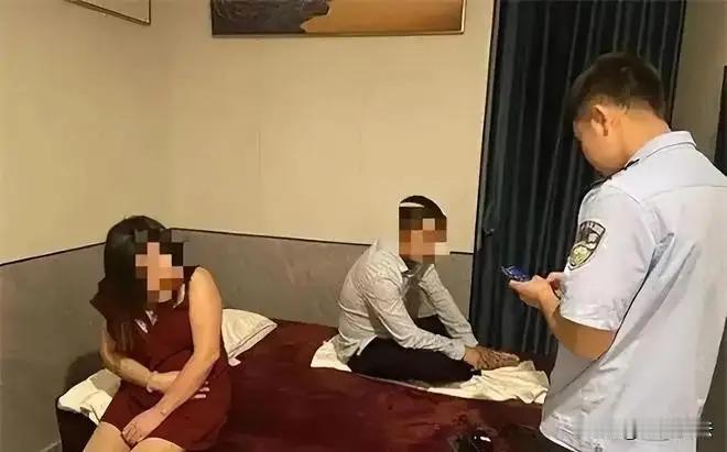 “不讲武德！”湖北，一男子约女子宾馆交易，可两人发生关系后，男子却认为女子服务不