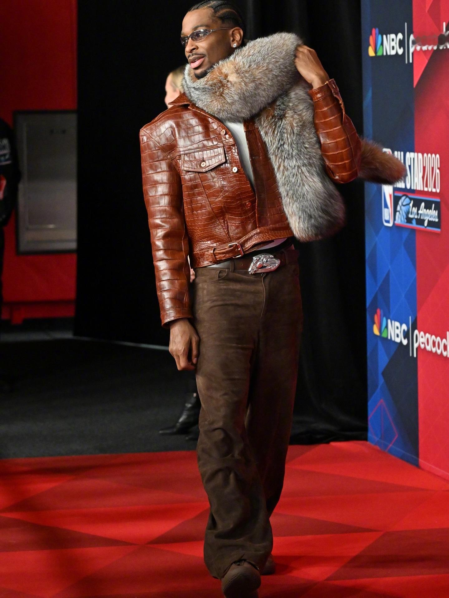 世界队球员入场穿搭！2026NBA全明星文班亚马拯救全明星