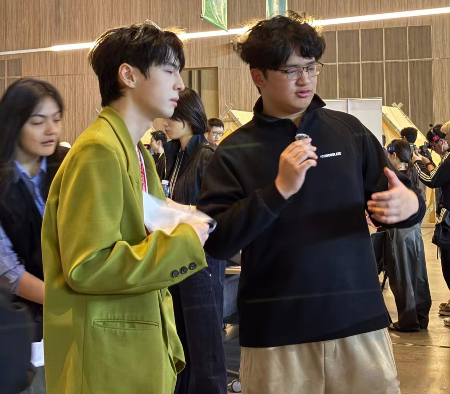 蒲熠星大赛现场重回十年前蒲熠星南大校草限定回归    好好好，蒲熠星又在散发魅力