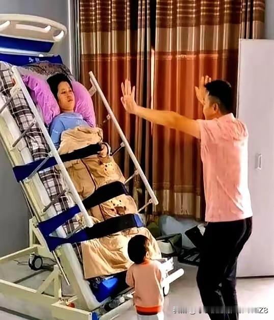 2016年，90后男子在一婚席上，对邻座女孩一见钟情，不久便对其表白。不料女孩听