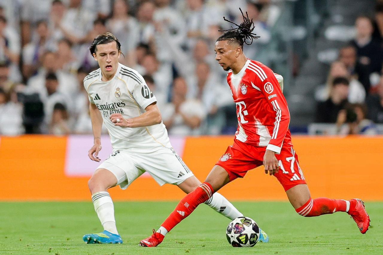 如今回头看奥利塞在拜仁对亚特兰大首回合比赛中主动申领黄牌意义重大！奥利塞本场对皇