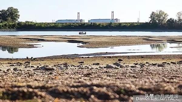 8月3日，俄罗斯网络上热议一个话题：欧洲的高温，现在已经成了俄军的助攻手，不仅帮