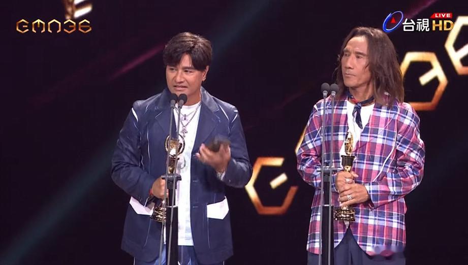 第36届金曲奖最佳演唱组合：动力火车！ ​​​