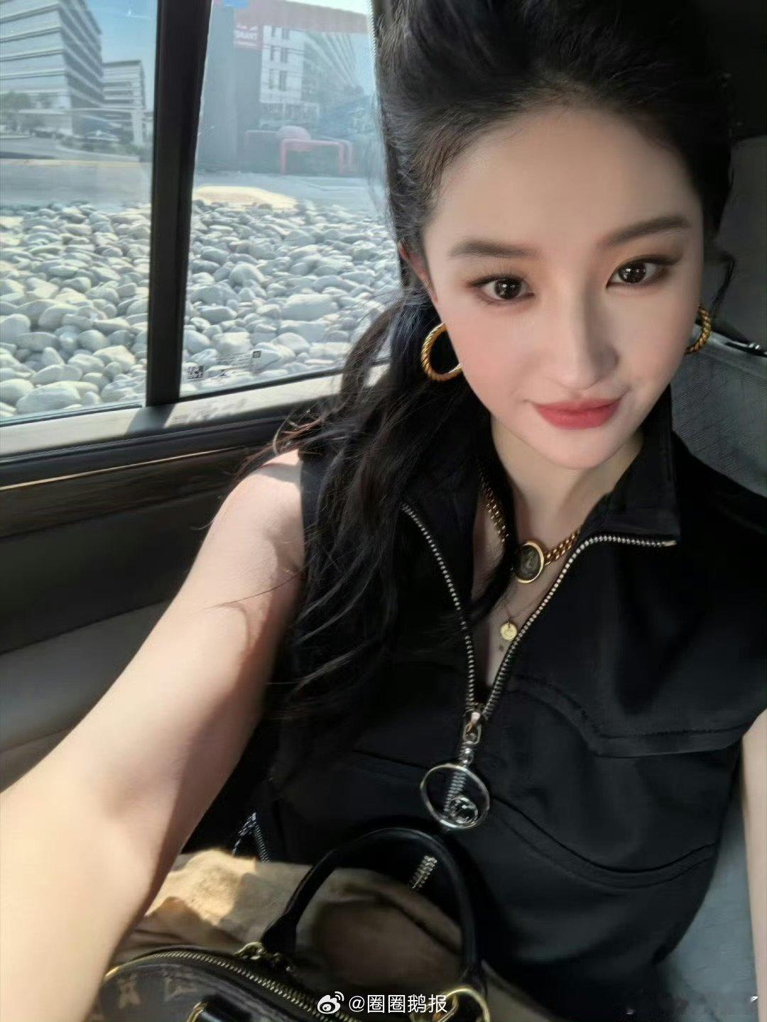 刘亦菲拍的片子几乎不需要修图刘亦菲颗粒度刘亦菲拍的片子几乎不需要修图吧 