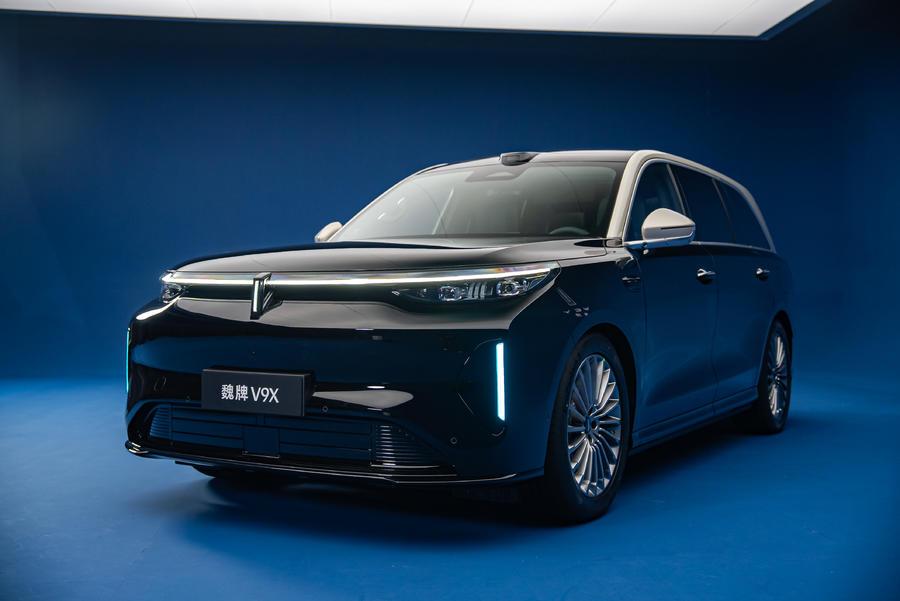 魏牌V9X上市34.98万起，3米1轴距大六座 1700km续航 470km纯电
