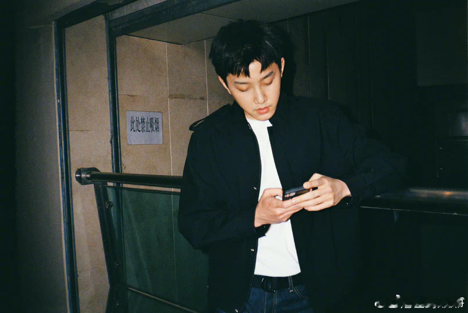 原来范世錡就是演过小敏家坏男人的徐正[吃惊] ​​​