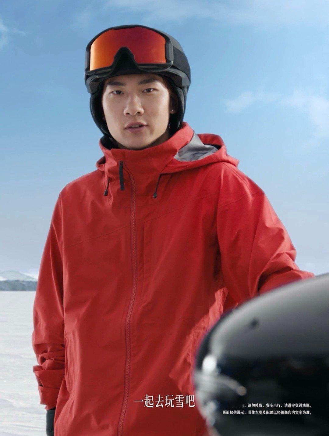 苏翊鸣喊你开板啦 雪季已到！冬奥冠军呼唤大家“开板”啦，你的苏教练正式上线！收紧