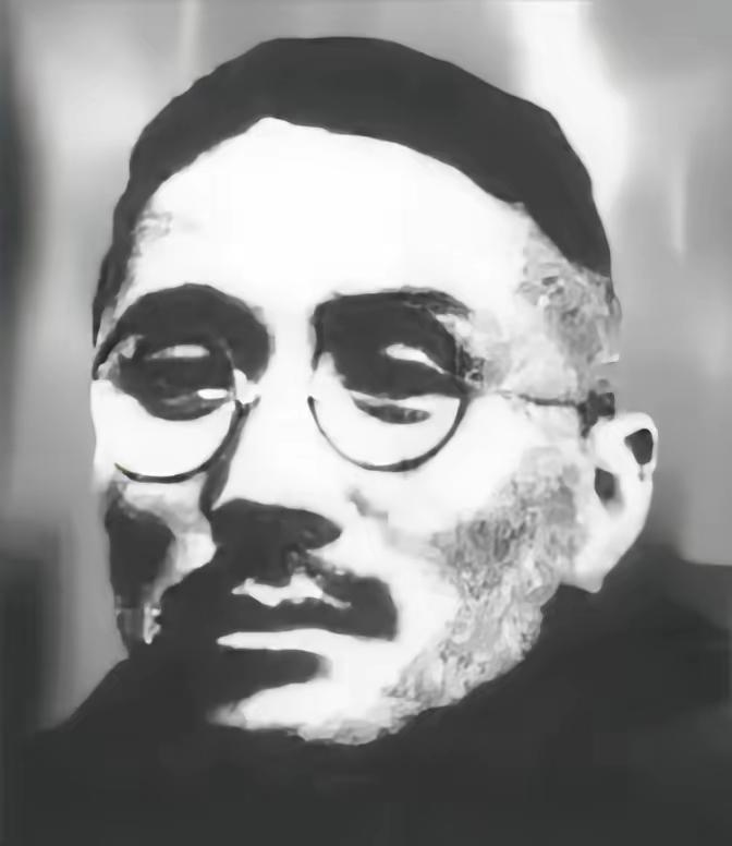 1934年，美女间谍把王亚樵勾引到了床上。岂料就在宽衣解带之时，她竟举起了手枪。